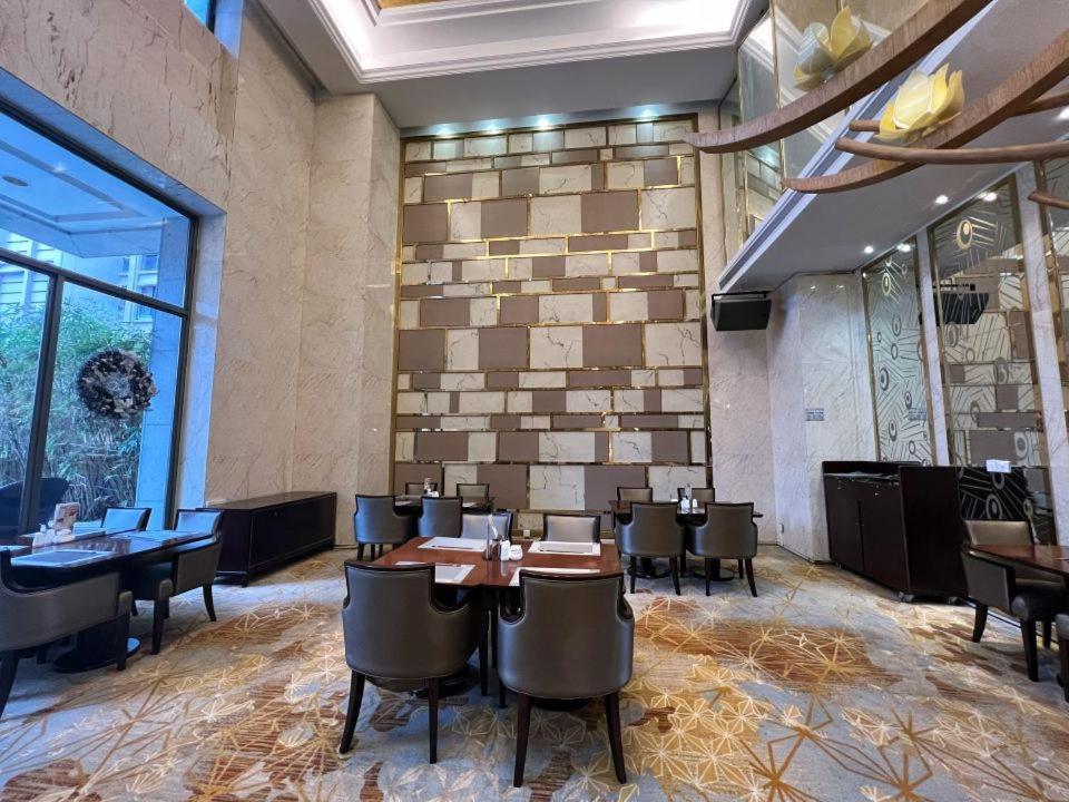 Menshine Gloria Plaza Hotel Shantou Exterior photo