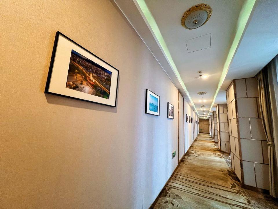 Menshine Gloria Plaza Hotel Shantou Exterior photo