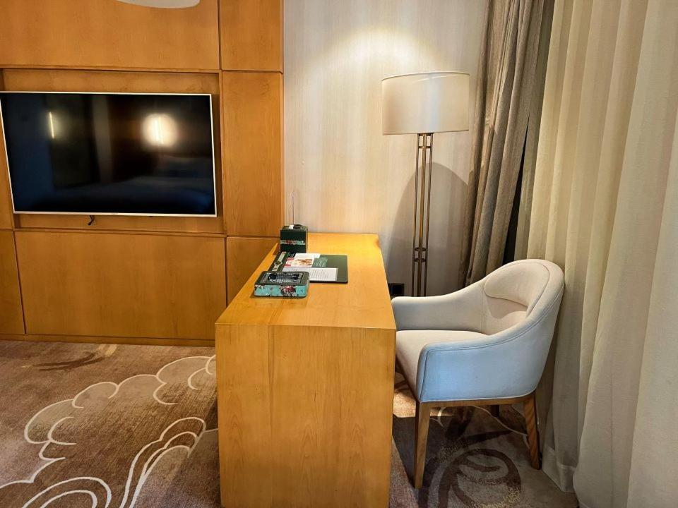 Menshine Gloria Plaza Hotel Shantou Exterior photo