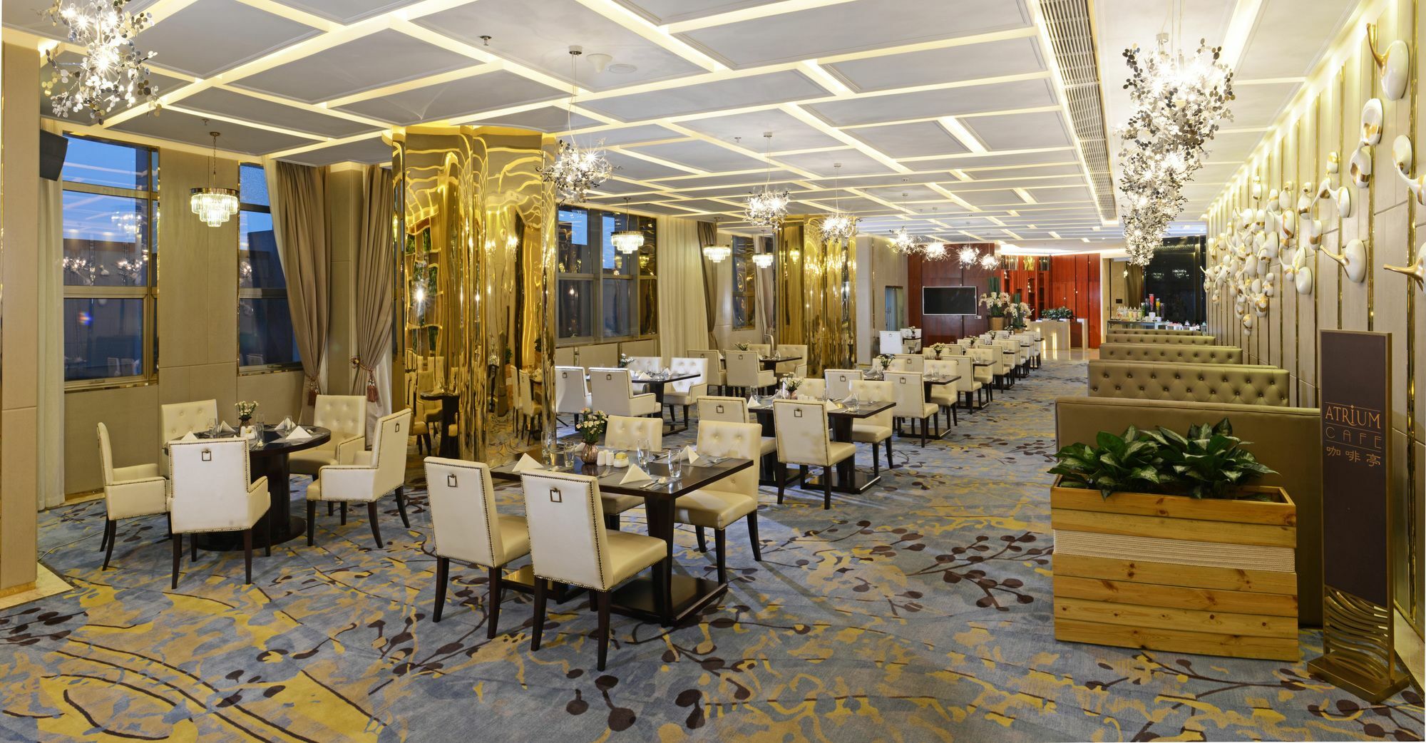 Menshine Gloria Plaza Hotel Shantou Exterior photo