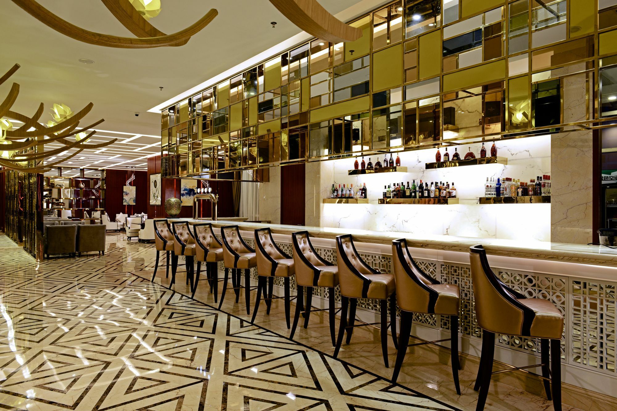Menshine Gloria Plaza Hotel Shantou Exterior photo